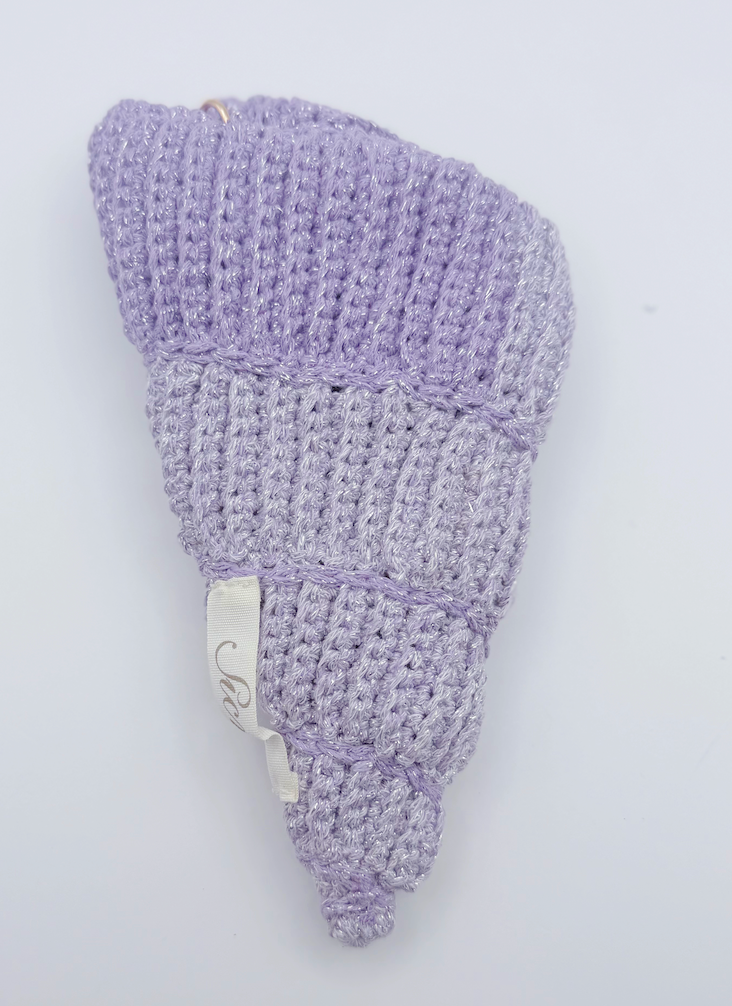 Handmade lavender shimmer crochet conch drawstring bag with gold metal chain strap