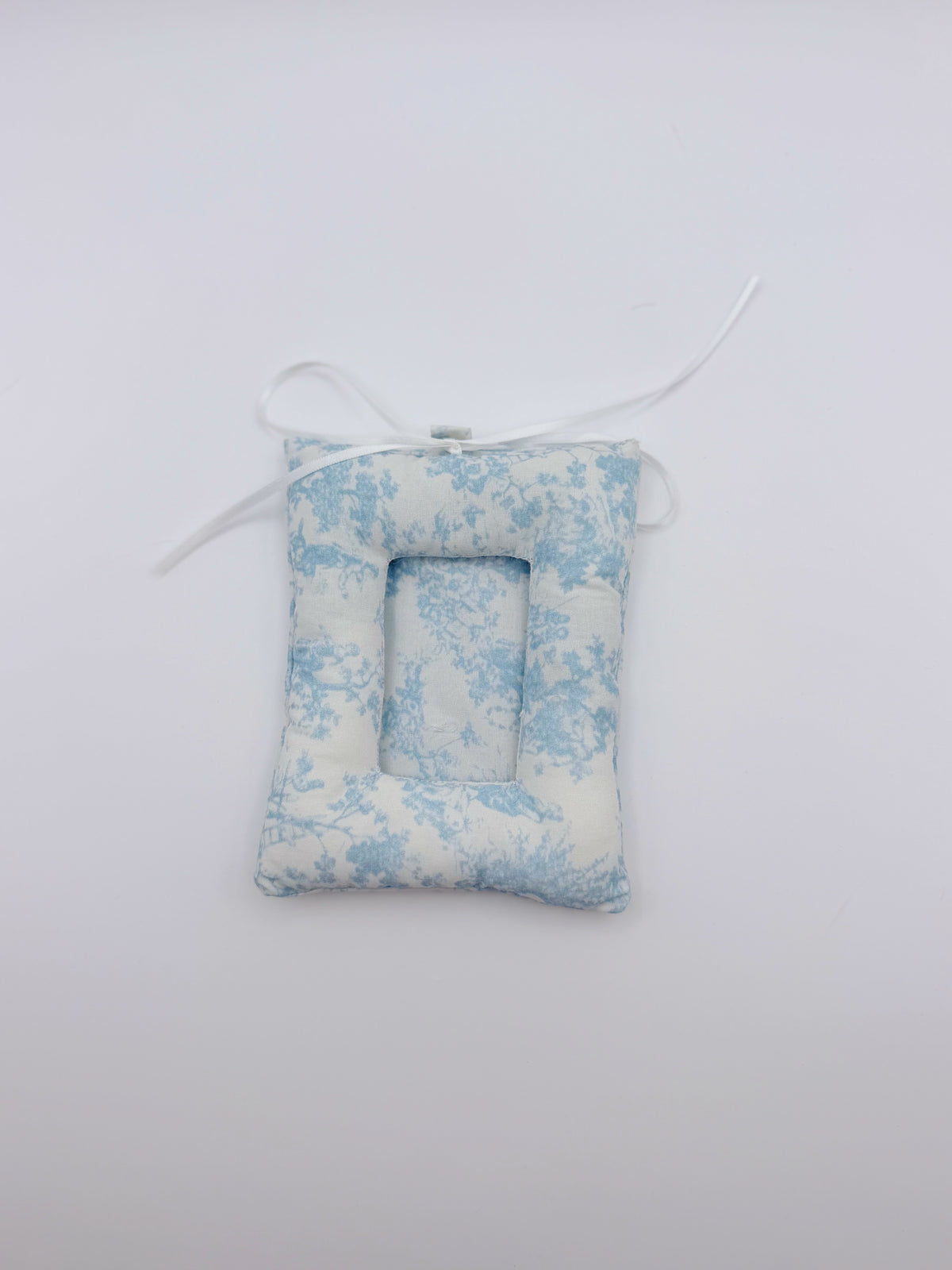 Sky Blue Floral Photo Card Sleeve – DIY Pendant & Bag Tag