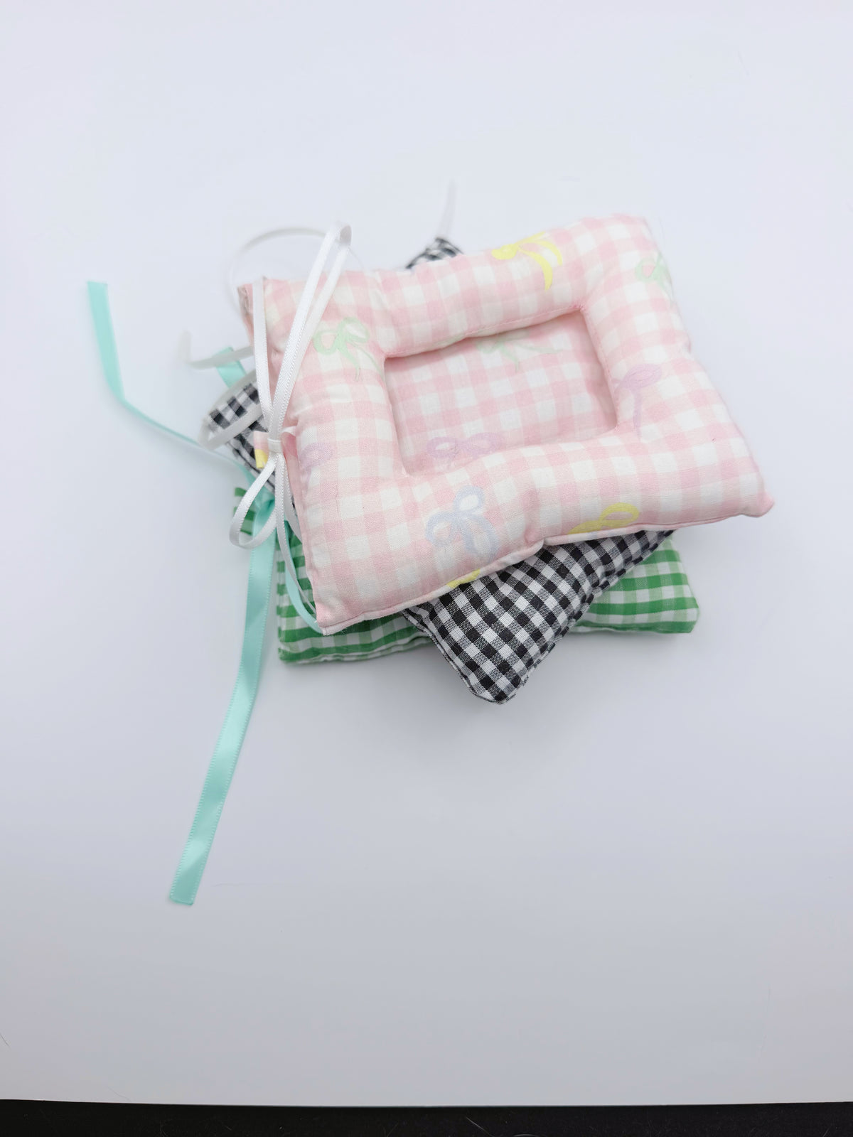 Black & White Plaid Photo Card Sleeve – DIY Pendant & Bag Tag