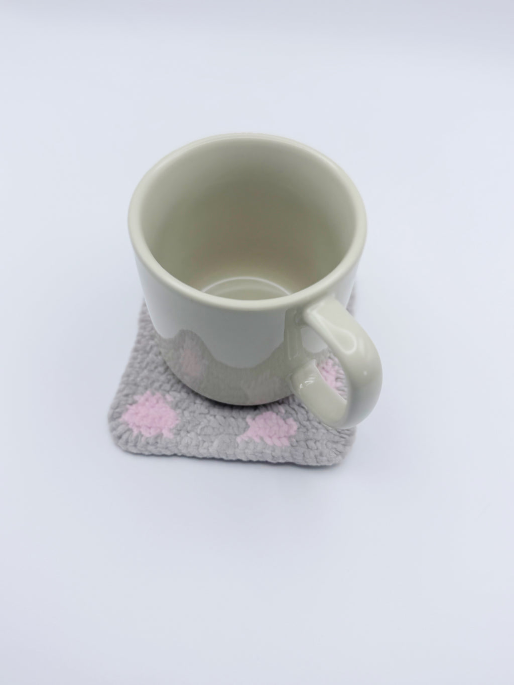 Crochet Coaster – Gray & Pink Polka Dot