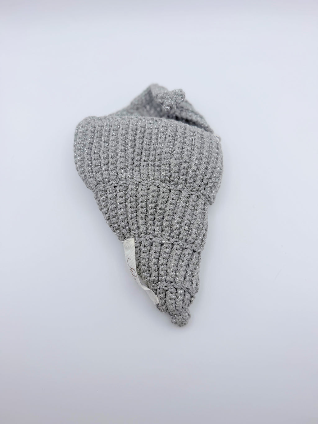 Crochet Conch Drawstring Bag – Silver Grey Shimmer with Silver Metal Chain