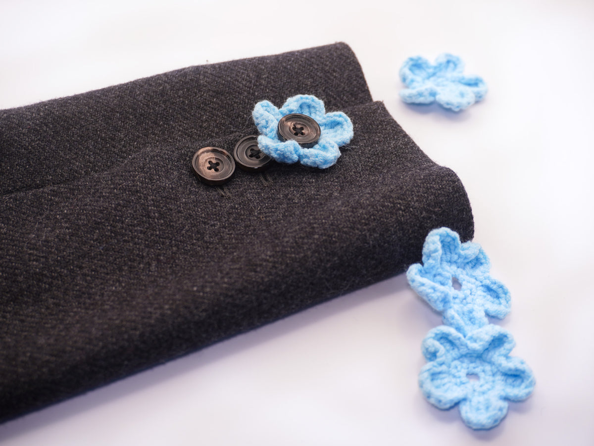 Crochet Flower Button Pin – Sky Blue