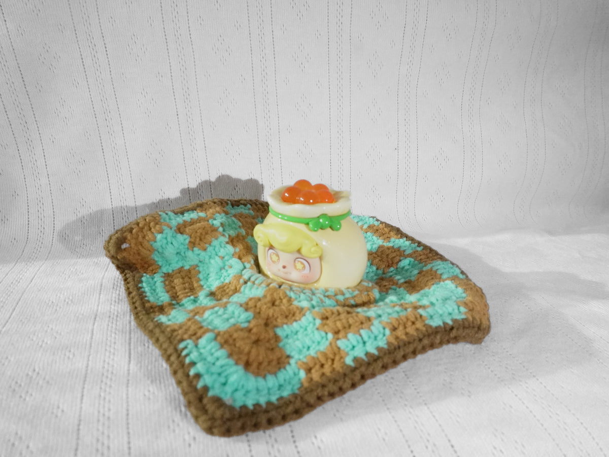Crochet Triangle Scrunchie – Teal & Brown Checkerboard