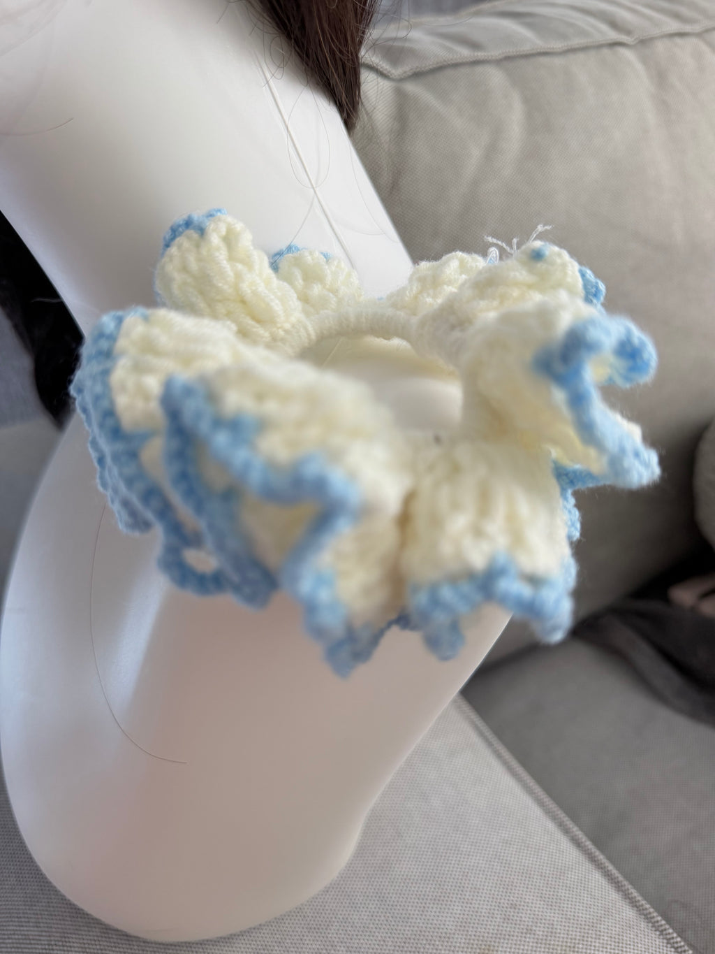 Fluffy Crochet Scrunchie – Cream with Blue Chain Edge