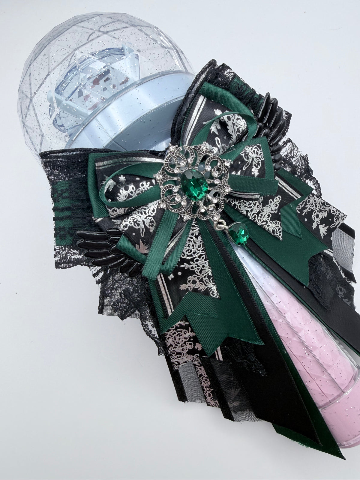K-Pop Lightstick Bow Decoration – Dark Green & Black Gothic